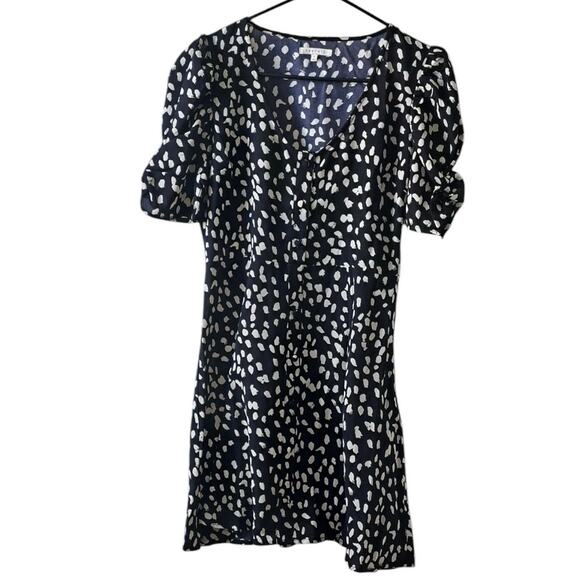 BaeVely Black And White Cinched Puff Sleeves Dress NWOT - Picture 2 of 7